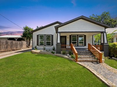 612 W Magnolia Ave