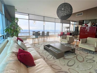 900 W Olympic Blvd UNIT 44A