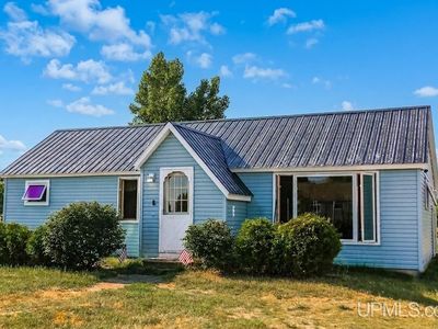 517 W Victory Way