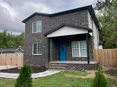 1524 N Golden Avenue