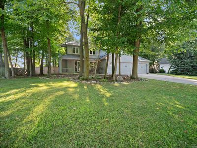 9525 Woodruff Ct