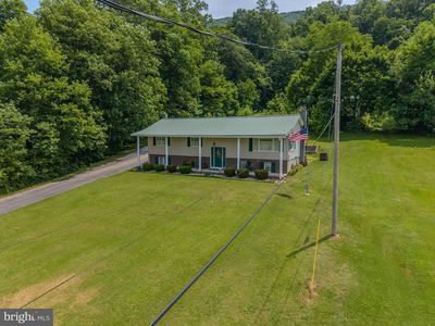 4668 Route 103 N