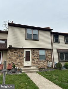 Property at 937 Bancroft Pl, Warminster, PA