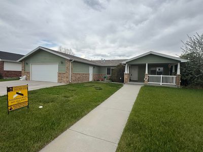 809 Butte Dr