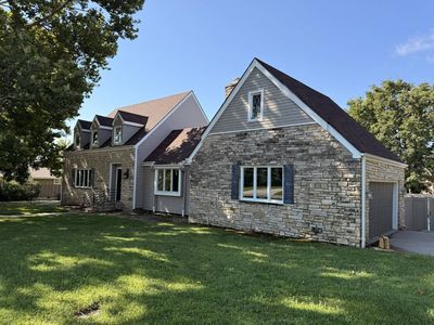102 Circle Dr