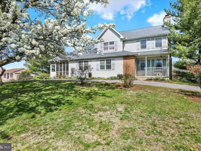 16 Linden Dr