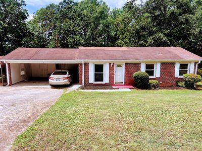 213 Hillcrest Cir