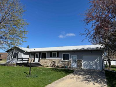 Property at 1111 5th Ave, Ackley, IA