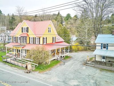 104 Main St