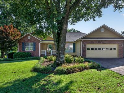 2526 Park West Dr