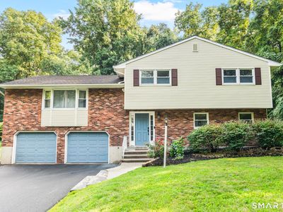 Property at 1185 Highview Terrace, Cheshire, CT