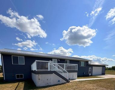 8671 County Rd