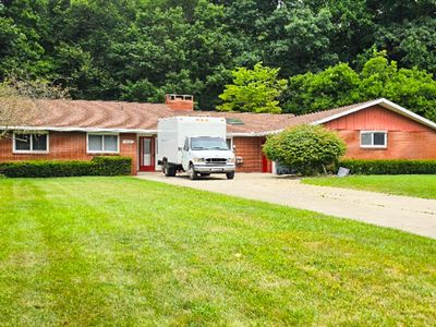4334 Laurel Dr