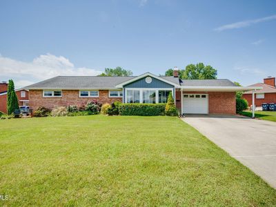 844 Mimosa Dr