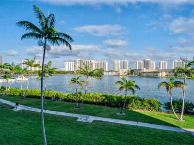 2861 Leonard Dr APT F311