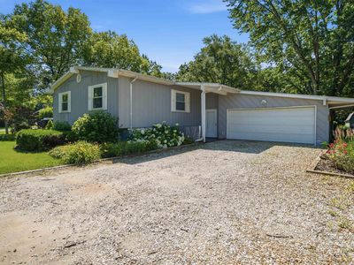 Property at 2006 W Bristol Hollow Rd, Dunlap, IL