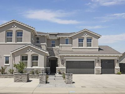 2573 Chrysler Ave