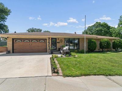 3401 S 88th STREET