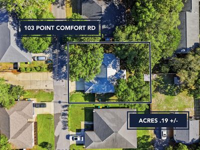 Property at 103 Point Comfort Rd, Mary Esther, FL