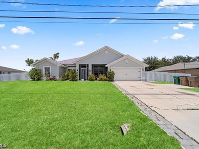 22 Nelson Rd S