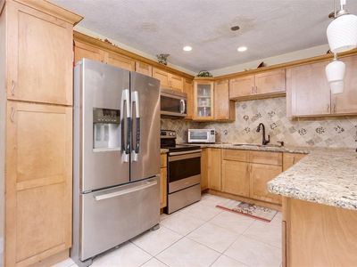 Property at 1610 SW 68th Ter, North Lauderdale, FL