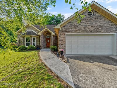 5504 Springridge Ln