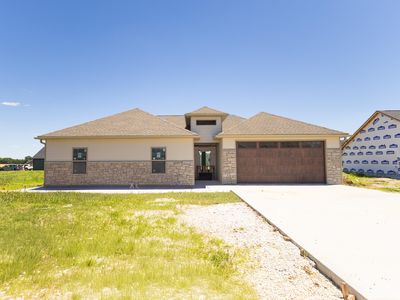 2002 Sterling Dr