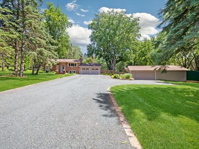 1845 Hillside Ct N