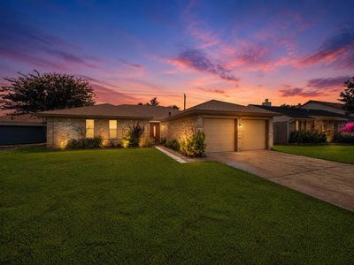 39 Oak Harbor Dr