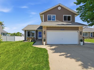 7418 Mallard Ct NE