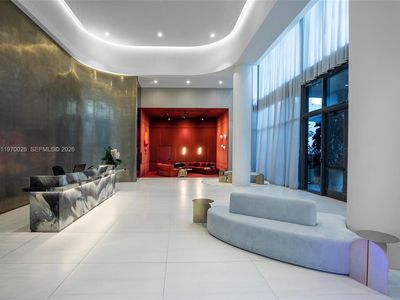 101 Diplomat Pkwy #1211