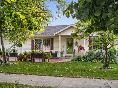 3630 Strathmore Ln SE