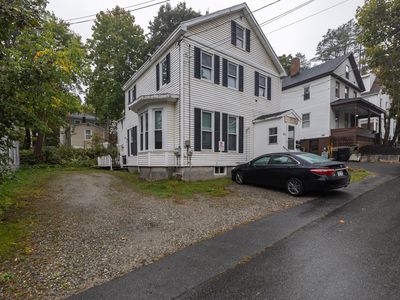 34 Oak Street