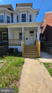 221 Highland Ave