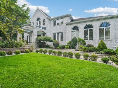 24 Emerson Rd