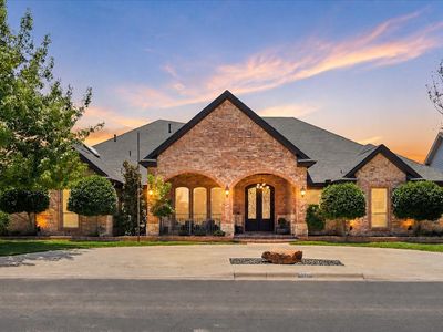 6313 Haywood Dr