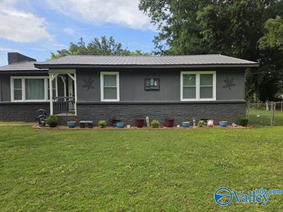 207 Piney Grove St