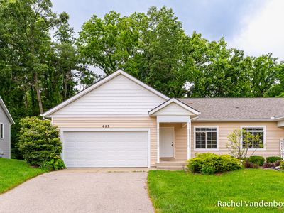 657 Wren Ct #5