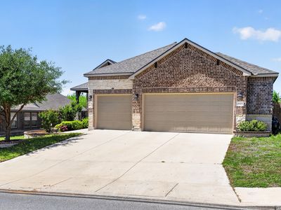 8915 Monument Parke