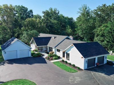 10600 Indian Woods Dr