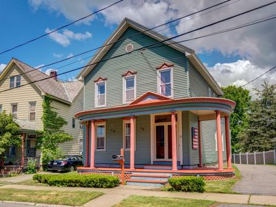 11 E State Street