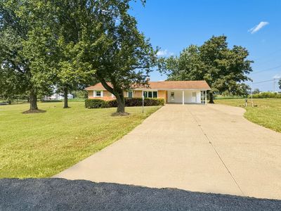 87 Meadow Ln