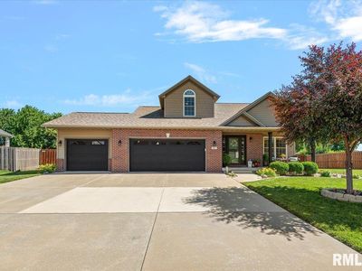 911 Cypress Dr