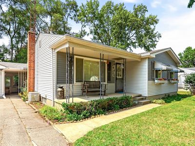 4434 Ashlawn Dr