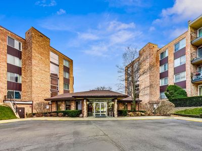 1101 S Hunt Club Dr APT 204