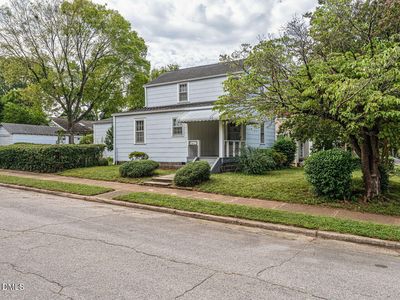 1411 Doughton St
