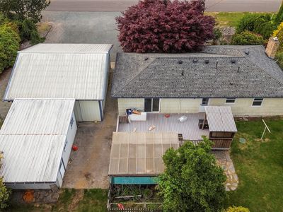 305 W Bennett Street