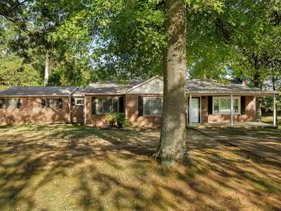 1002 Dixie Ave