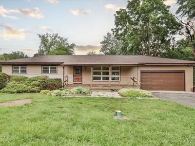 7N362 Sycamore Ave