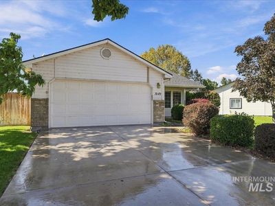 7649 Arlington Dr